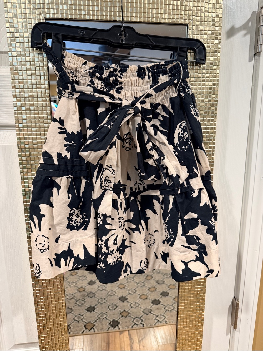Anthropology Women’s Black & Cream Floral Tie-Waist Skirt